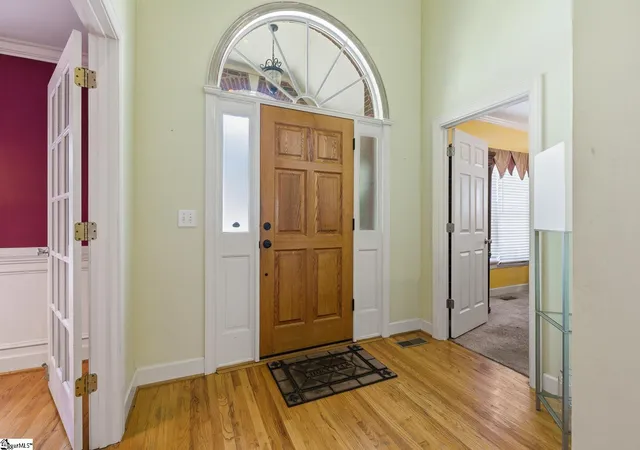 2nd image of 2 Meadow Springs Ln, Greer, SC 29650 | MLS# 1591925
