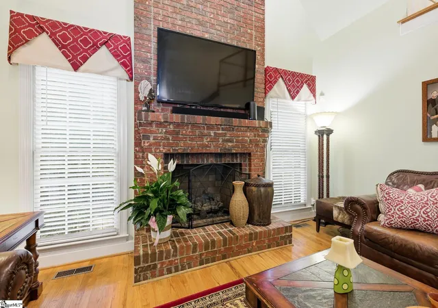 5th image of 2 Meadow Springs Ln, Greer, SC 29650 | MLS# 1591925