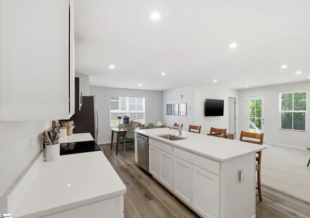 3rd image of 208 Harvest Hill Ln, Greenville, SC 29605 | MLS# 1591667