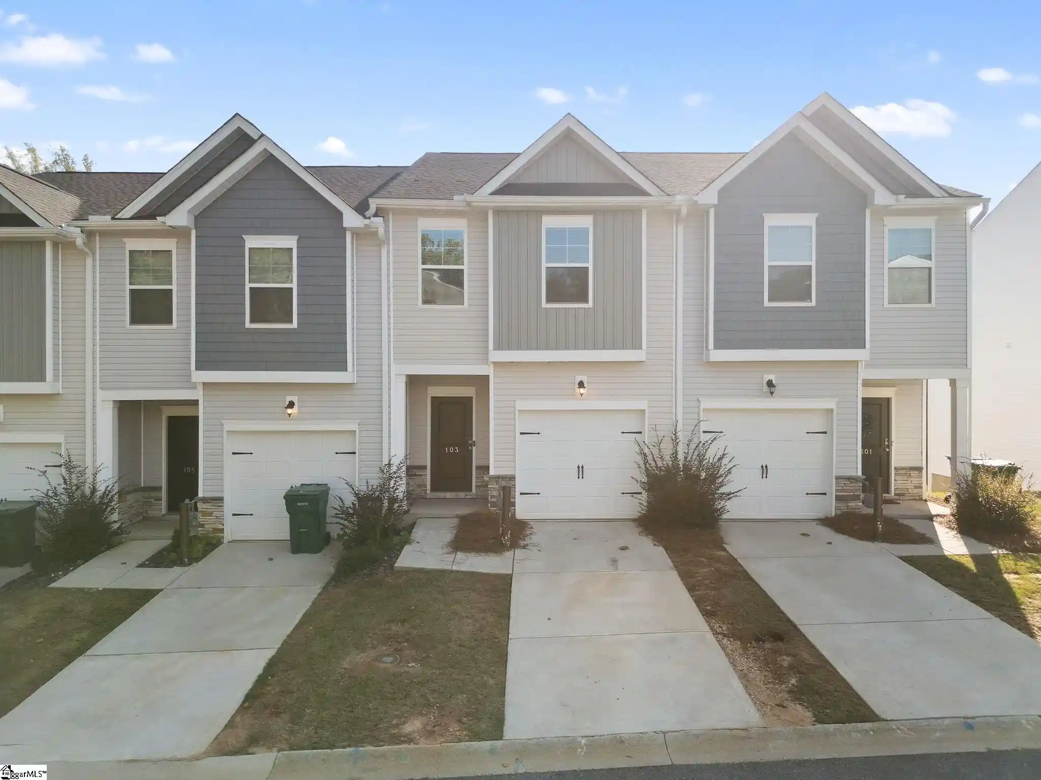 Townhouse for sale at 103 Cedar Oak Ln, Greenville, SC 29607 | MLS# 1606973 | Listing updated on 2026-10-21