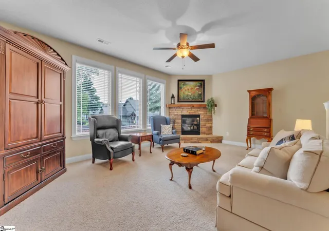 Homes for sale in Taylors, SC | 21 Dolerite Dr, Taylors, SC 29687 | MLS# 1593648