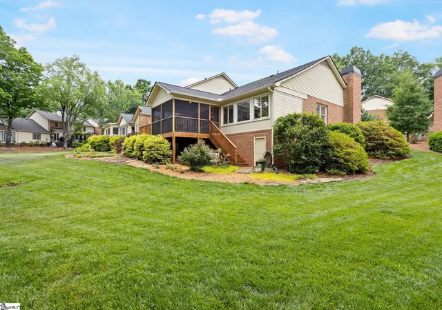Photo 3 of Single family home for sale at 206 Mcdaniel Greene, Greenville, SC 29601 | MLS# 1596603 | Listing updated on 2026-09-18