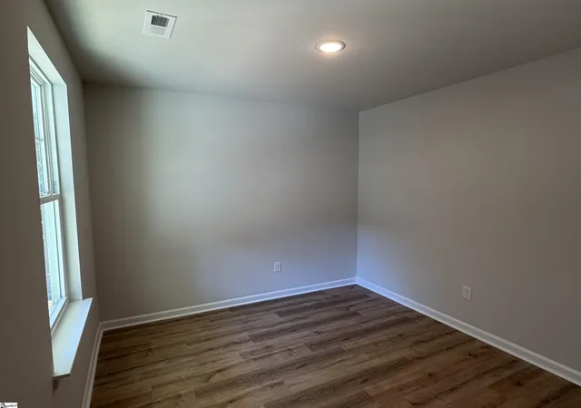Photo 2 of Single family home for sale at 218 Hamilton St, Easley, SC 29640 | MLS# 1601837 | Listing updated on 2026-08-25