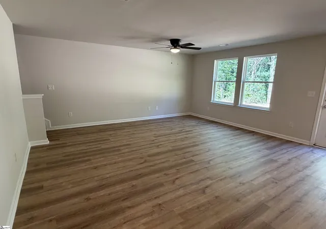 Photo 3 of Single family home for sale at 218 Hamilton St, Easley, SC 29640 | MLS# 1601837 | Listing updated on 2026-08-25