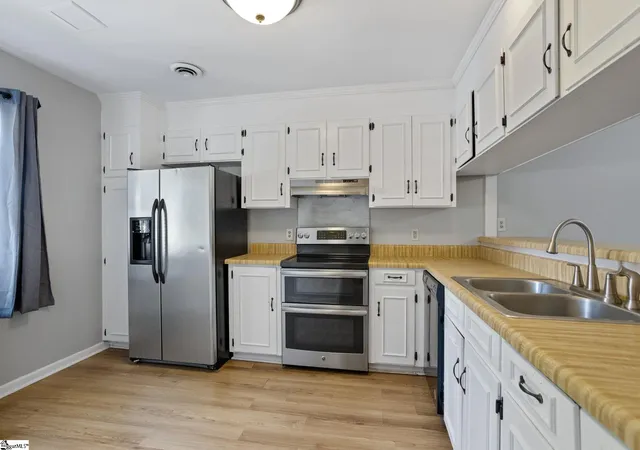 Photo 3 of Condo for sale at 3106 Bethel Rd #Unit 22, Simpsonville, SC 29681 | MLS# 1597921 | Listing updated on 2026-09-16