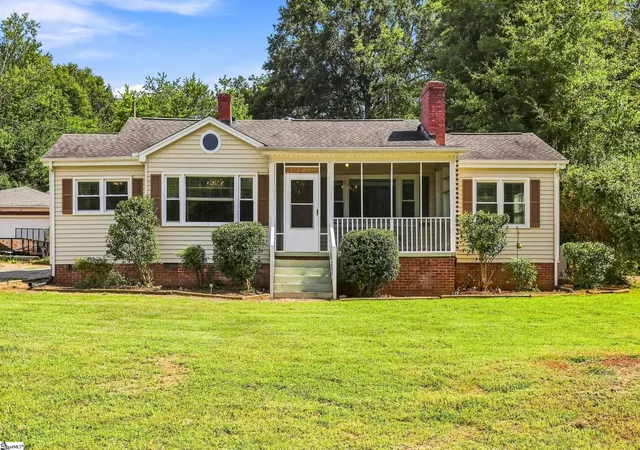 1st image of 237 Margaret St, Pickens, SC 29671 | MLS# 1601472