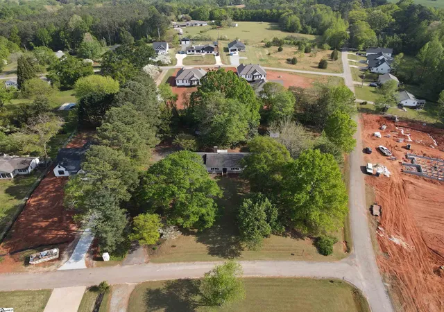 Photo 2 of Single family home for sale at 385 Wall St, Campobello, SC 29322 | MLS# 1590977 | Listing updated on 2026-07-30
