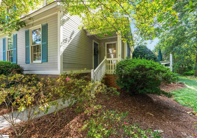 Photo 2 of Townhouse for sale at 141 Inwood Ct, Spartanburg, SC 29302 | MLS# 1602456 | Listing updated on 2026-08-31