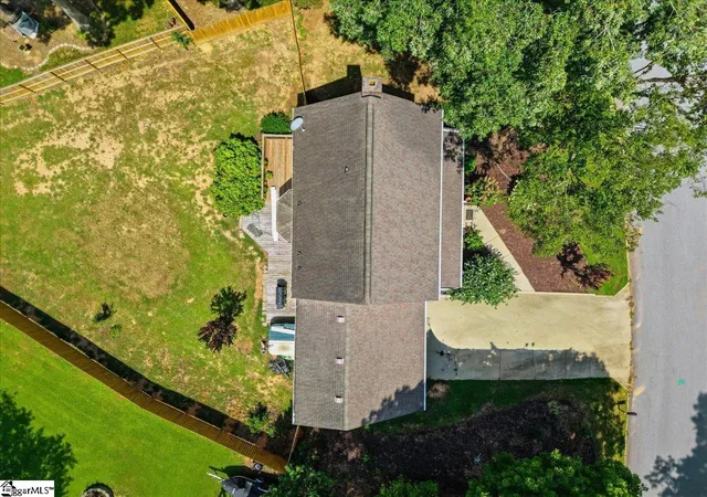 Photo 38 of Single family home for sale at 402 Latrobe Dr, Simpsonville, SC 29681 | MLS# 1600173 | Listing updated on 2026-10-02