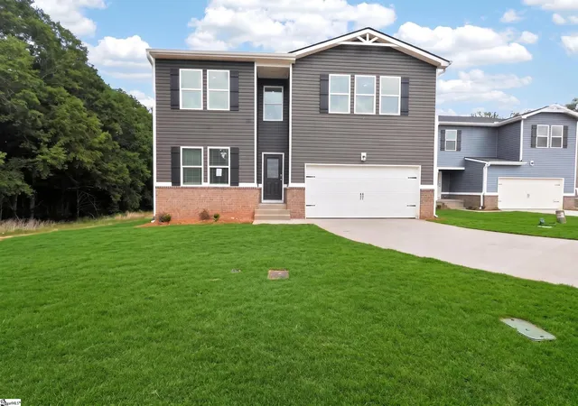 Photo 1 of Single family home for sale at 101 Spring Knoll Wy, Fountain Inn, SC 29644 | MLS# 1596099 | Listing updated on 2026-09-16