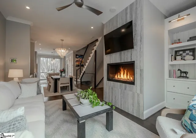 5th image of 611 N Main St #9, Greenville, SC 29601 | MLS# 1581913
