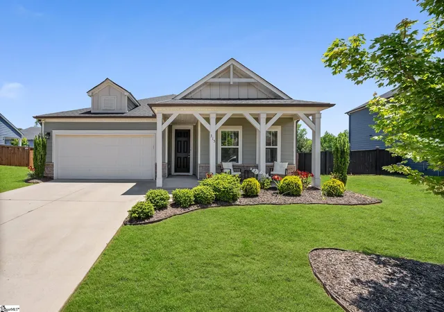 Photo 1 of Single family home for sale at 315 Bristle Fern Trl, Simpsonville, SC 29680 | MLS# 1592518 | Listing updated on 2026-08-13