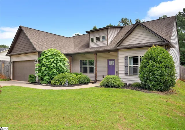 Photo 2 of Single family home for sale at 110 Malibu Rd, Liberty, SC 29657 | MLS# 1599093 | Listing updated on 2026-09-19