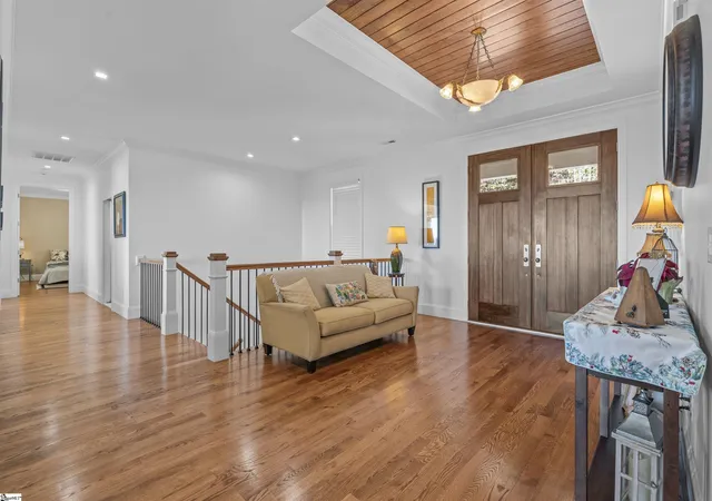Photo 3 of Single family home for sale at 19 Tropicana Ct, Greenville, SC 29609 | MLS# 1573760 | Listing updated on 2026-08-25