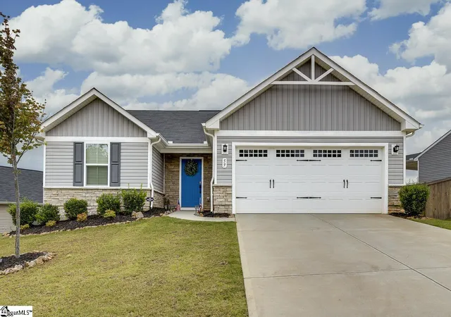 Photo 1 of Single family home for sale at 59 Timberwild Dr, Greenville, SC 29605 | MLS# 1600817 | Listing updated on 2026-09-03