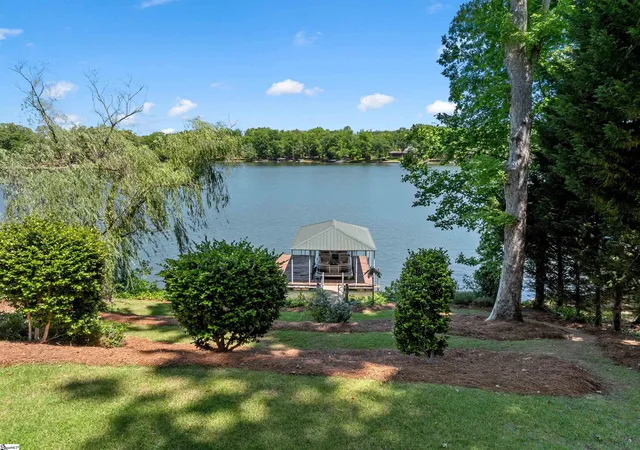 Photo 2 of Single family home for sale at 397 Lake Rd, Inman, SC 29349 | MLS# 1590702 | Listing updated on 2026-07-21