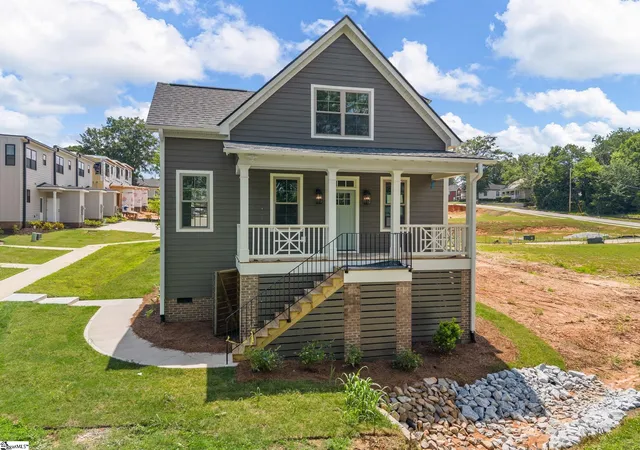 Photo 3 of Single family home for sale at 201 Butterfly Creek Aly, Spartanburg, SC 29303 | MLS# 1583038 | Listing updated on 2026-09-09