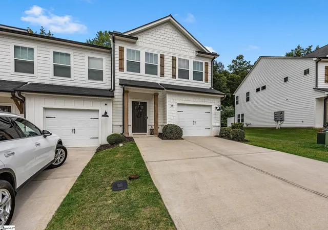 Photo 2 of Townhouse for sale at 209 Broad Banyan Ct, Greer, SC 29650 | MLS# 1602403 | Listing updated on 2026-08-30