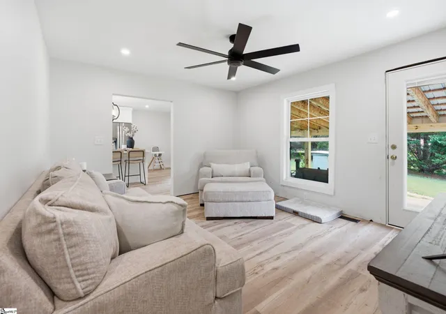 Photo 31 of Single family home for sale at 553 Dacusville Rd, Marietta, SC 29661 | MLS# 1599949 | Listing updated on 2026-08-06