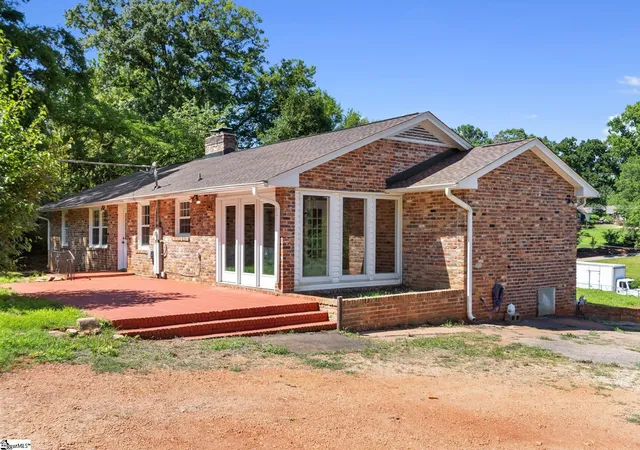 4th image of 2821 Poinsett Hwy, Greenville, SC 29609 | MLS# 1594171