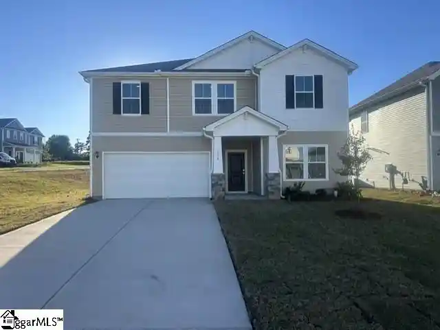 Photo 1 of Single family home for sale at 134 Edgewood Farms Ct, Easley, SC 29640 | MLS# 1589545 | Listing updated on 2026-10-20