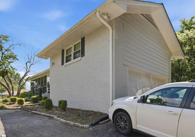 2nd image of 196 Rd E Raines Rd, Easley, SC 29640 | MLS# 1595099