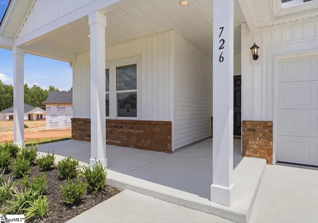 Photo 3 of Single family home for sale at 726 Parry Aly, Woodruff, SC 29388 | MLS# 1592497 | Listing updated on 2026-09-10