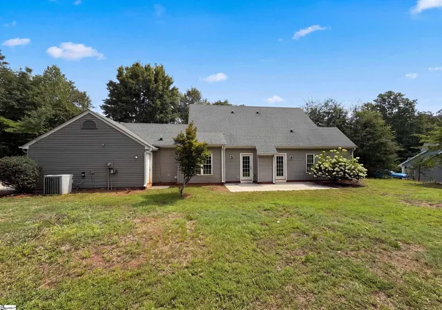 Photo 4 of Sale Pending at 520 Patriot Wy, West Union, SC 29696 | MLS# 1600682 | Listing updated on 2026-09-25