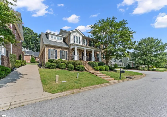 Photo 2 of Single family home for sale at 100 Cutler Wy, Greenville, SC 29615 | MLS# 1602387 | Listing updated on 2026-09-08