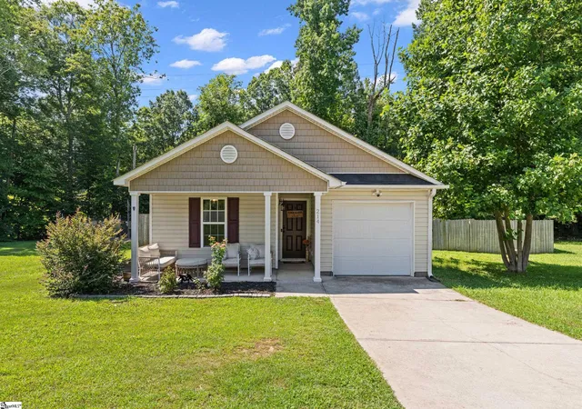 Photo 1 of Single family home for sale at 214 Old Timber Rd, Woodruff, SC 29388 | MLS# 1599717 | Listing updated on 2026-09-03