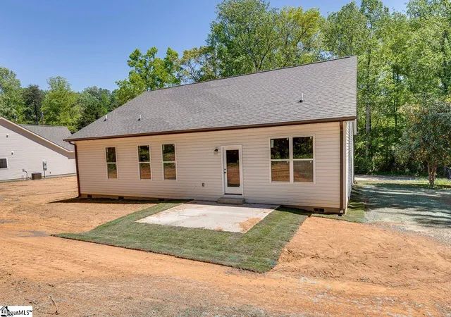 Homes for sale in Marietta, SC | 3 Carter Dr, Marietta, SC 29661 | MLS# 1590072