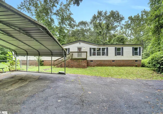 1st image of 427 Whitt Rd, Piedmont, SC 29673 | MLS# 1566183