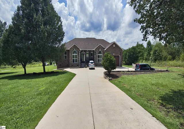 Photo 1 of Single family home for sale at 240 Wilkins Rd, Campobello, SC 29322 | MLS# 1599920 | Listing updated on 2026-08-06