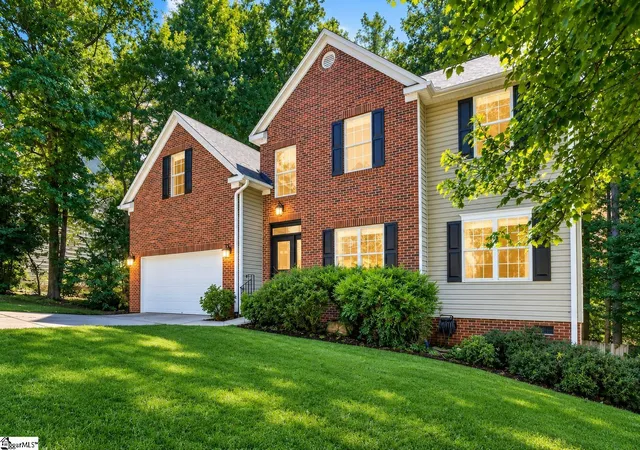 Photo 1 of Single family home for sale at 26 Trailstream Dr, Mauldin, SC 29662 | MLS# 1602209 | Listing updated on 2026-09-11