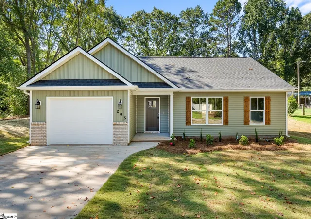 1st image of 205 Sycamore St, Anderson, SC 29625 | MLS# 1598543