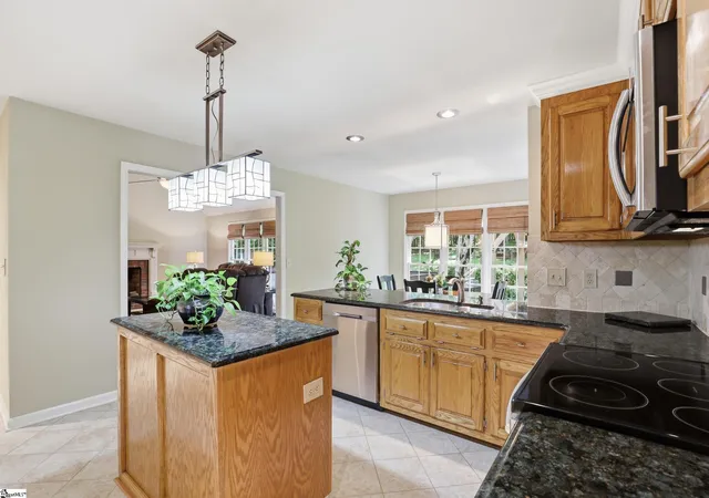 Homes for sale in Simpsonville, SC | 3 Cutting Horse Ct, Simpsonville, SC 29680 | MLS# 1596097