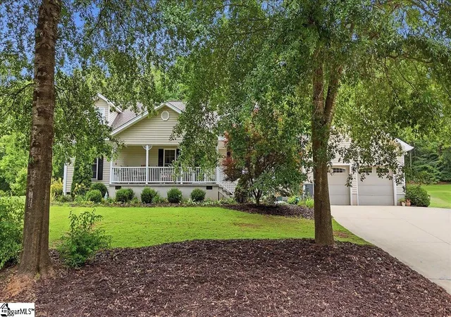 Photo 1 of Single family home for sale at 123 Richland Creek Dr, Westminster, SC 29693 | MLS# 1594776 | Listing updated on 2026-08-28
