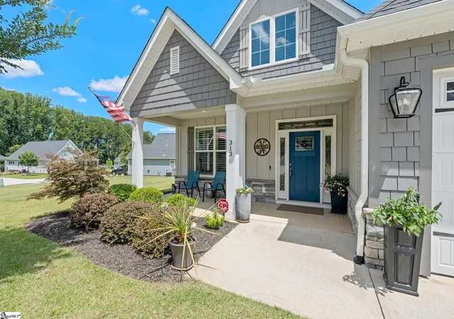 Photo 2 of Single family home for sale at 313 Maple Springs Dr, Greer, SC 29651 | MLS# 1597193 | Listing updated on 2026-10-01