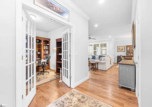 Photo 3 of Single family home for sale at 313 Maple Springs Dr, Greer, SC 29651 | MLS# 1597193 | Listing updated on 2026-10-01