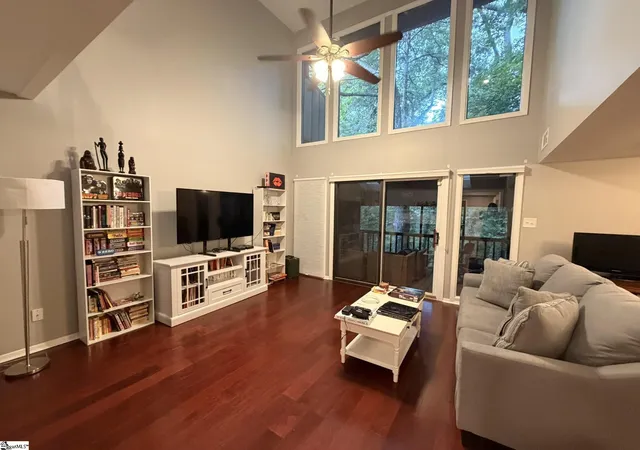 Homes for sale in Greenville, SC | 171 Ingleoak Ln, Greenville, SC 29615 | MLS# 1597467