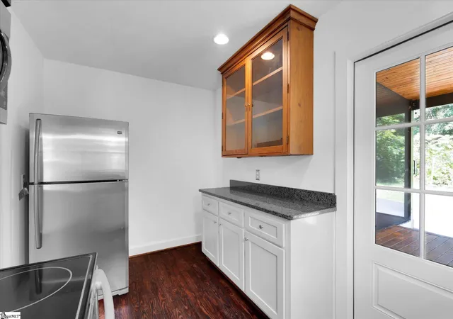 Photo 3 of Single family home for sale at 108 Paris View Dr, Greenville, SC 29609 | MLS# 1601568 | Listing updated on 2026-08-27
