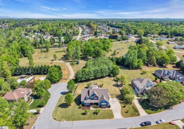 3rd image of 10 Hunters Landing Dr, Greer, SC 29651 | MLS# 1588460