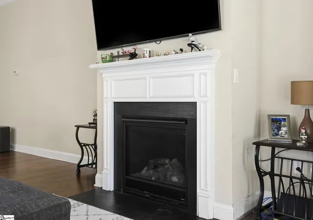 Photo 3 of Single family home for sale at 257 Evansdale Wy, Simpsonville, SC 29680 | MLS# 1594733 | Listing updated on 2026-09-22