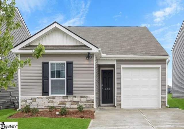 1st image of 230 Deskin Ln, Fountain Inn, SC 29644 | MLS# 1587474