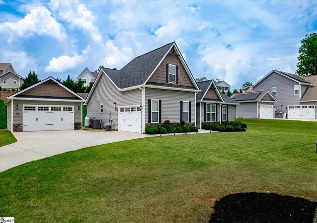 2nd image of 114 Jones Kelley Rd, Travelers Rest, SC 29690 | MLS# 1592673