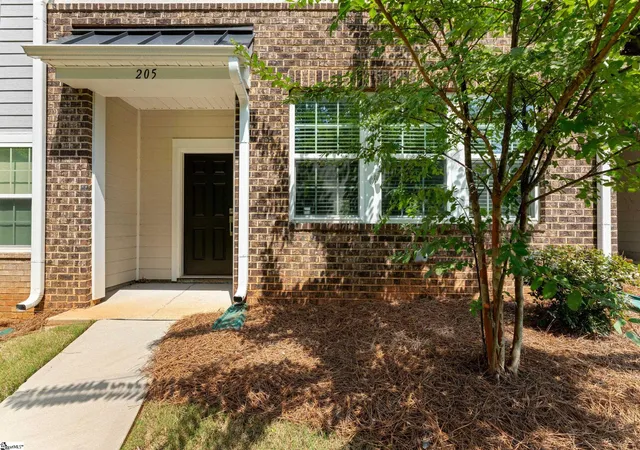 3rd image of 205 Stammer Ln, Travelers Rest, SC 29690 | MLS# 1599924