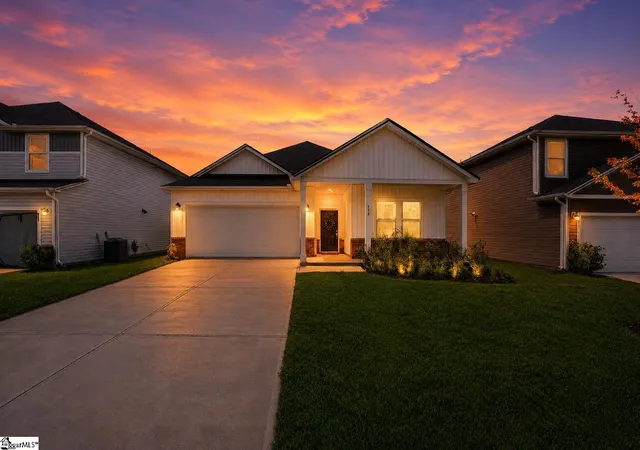 Photo 1 of Single family home for sale at 138 Layken Dr, Fountain Inn, SC 29644 | MLS# 1601322 | Listing updated on 2026-08-19