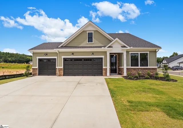 Photo 1 of Sale Pending at 127 Eagle Creek Dr, Central, SC 29630 | MLS# 1597129 | Listing updated on 2026-09-02