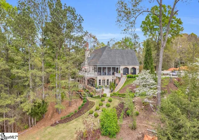 Photo 3 of Sale Pending at 117 Friendfeld Ln, Greenwood, SC 29649 | MLS# 1600319 | Listing updated on 2026-10-01