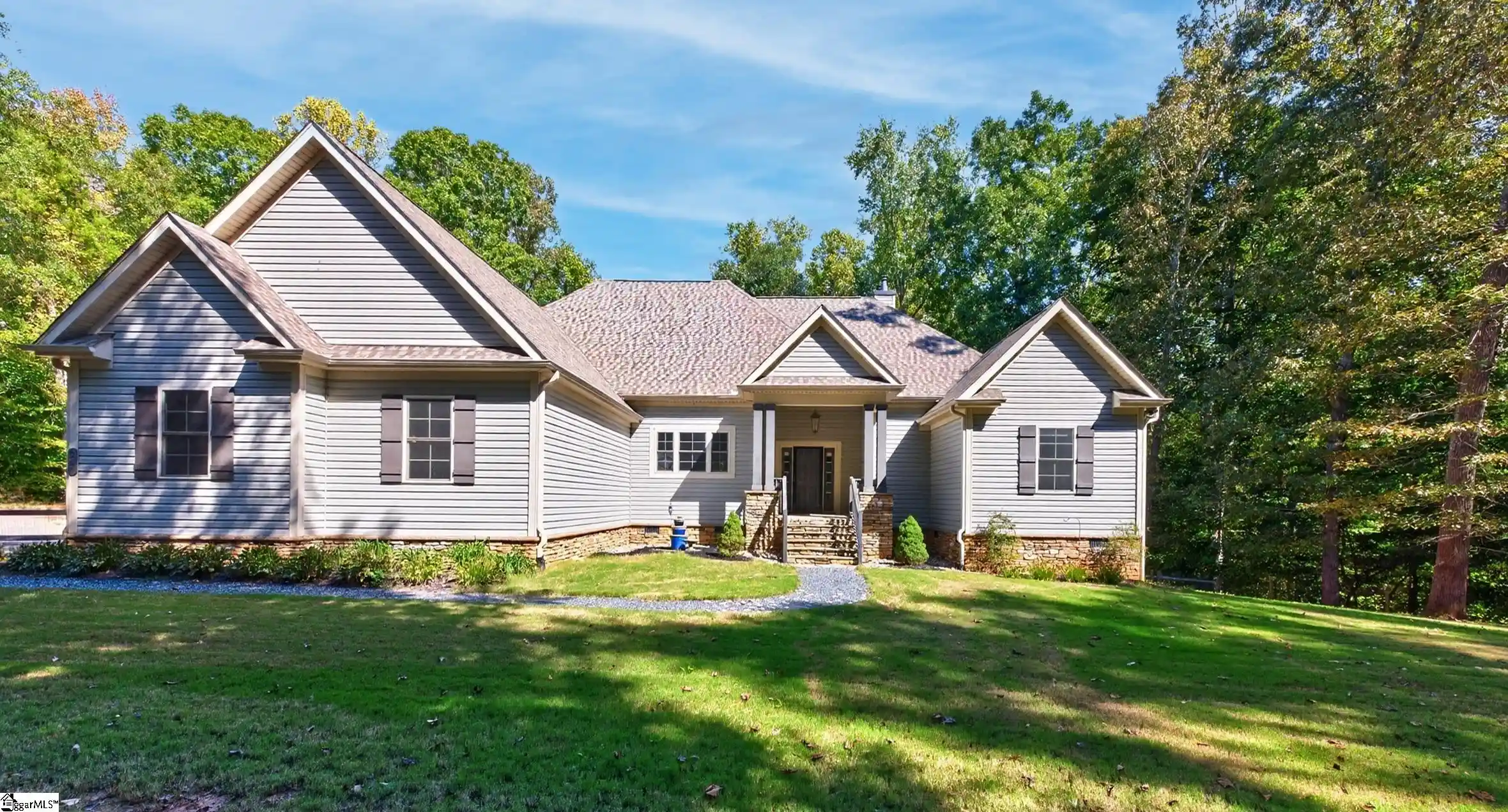 Photo 1 of Single family home for sale at 247 Coachman Dr, Simpsonville, SC 29681 | MLS# 1606835 | Listing updated on 2026-10-25